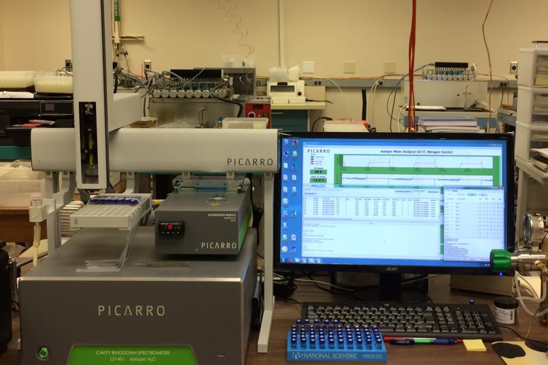 Ice Core | Facilities | Picarro P2140i Ice Core | Facilities | Picarro P2140i