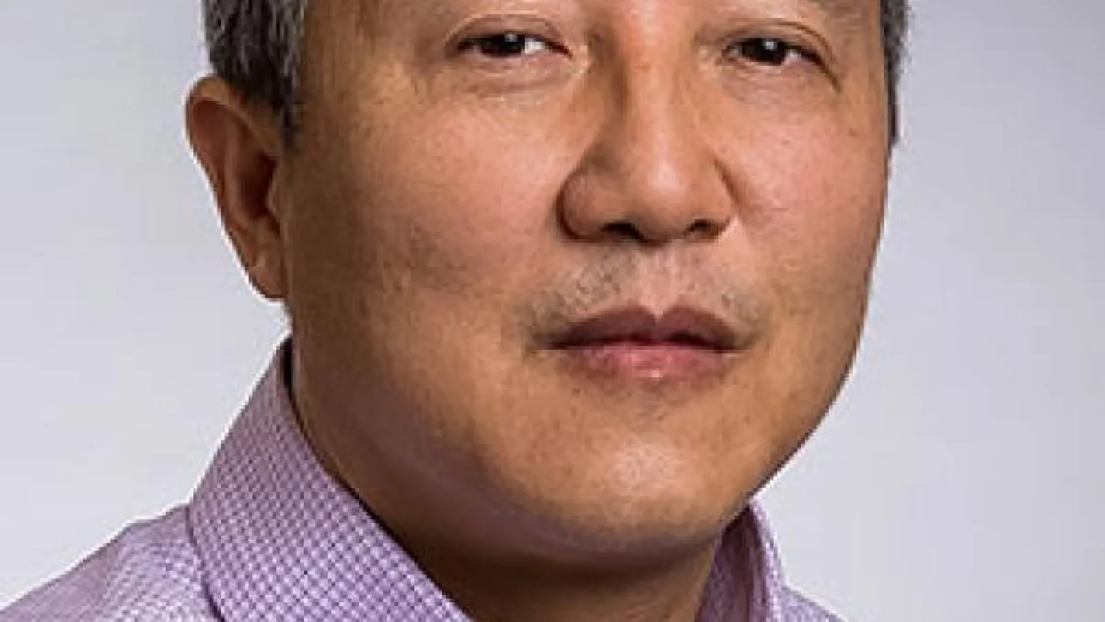 Zhengyu Liu headshot 