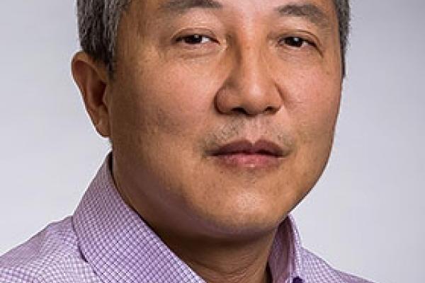 Zhengyu Liu headshot
