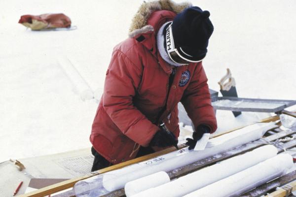 Image of Ellen Mosley-Thompson processing ice cores